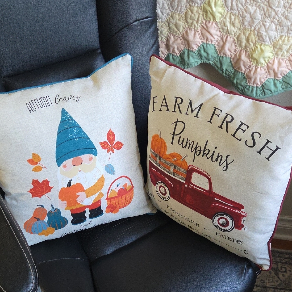 Autumn Leaves and Farm Fresh Pumpkins Decorative Pillow Set